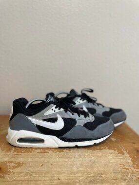 Nike Air Max Correlate Running Shoes Mens Size 11 Black Gray Sneakers 511416-011